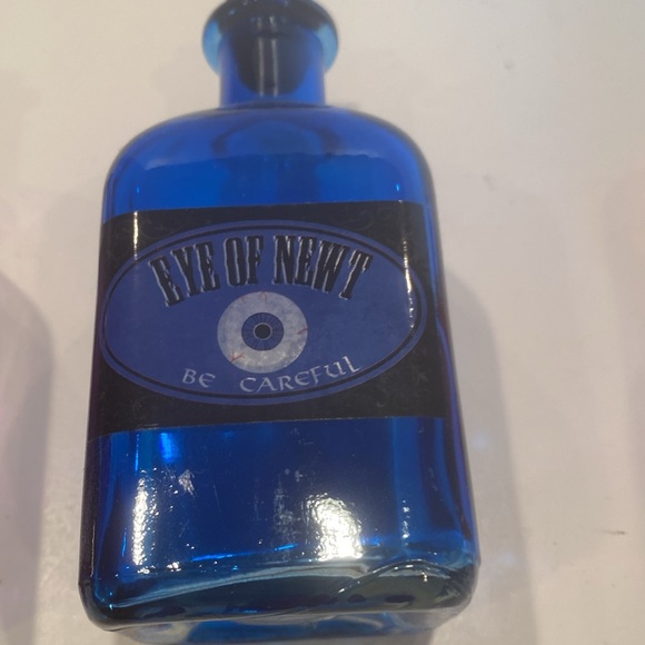 NWOT & Vintage Set of 4 Witch Apothecary Bottles - Picture 5 of 7